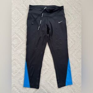 Nike/ Dry Fit/ Women/ Black&Blue Capri Leggings/ S